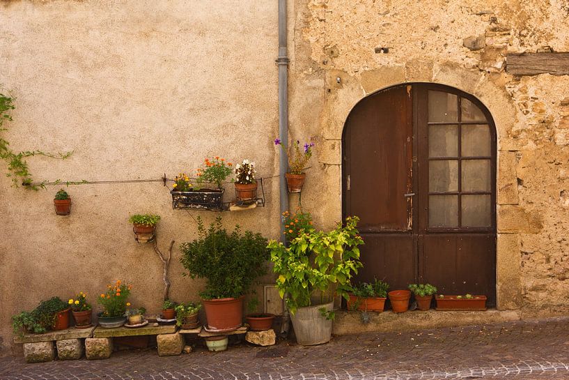 Hausfront in Südfrankreich von Anja B. Schäfer