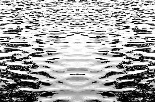 Mirror In Reflection