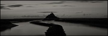 Panorama Le Mont Saint Michel by Henri van Avezaath