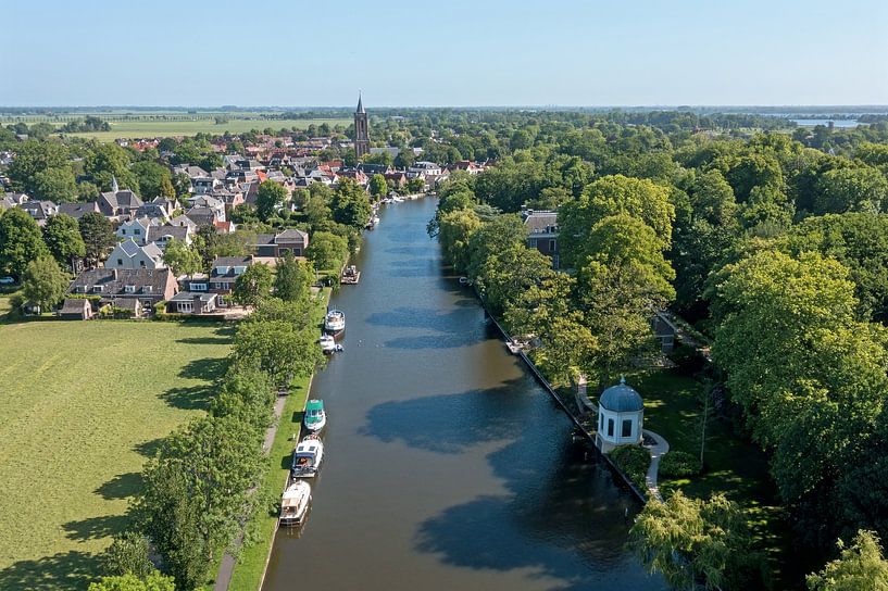 Luchtfoto van het stadje Loenen aan de Vecht in Nederland van Eye on You