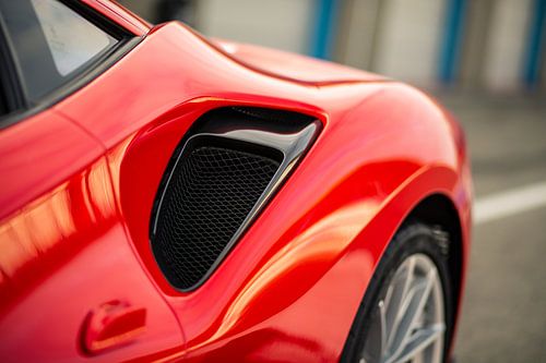 Ferrari 488 Pista op het ciruit van Assen