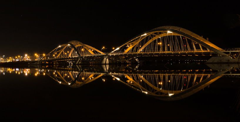 Enneus Heerma brug Amsterdam IJburg. Panorama 2:1 van FotoBob