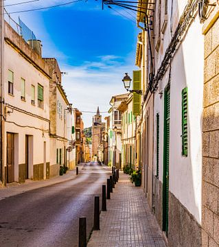 Straat in Felanitx op Mallorca, Spanje Balearen van Alex Winter