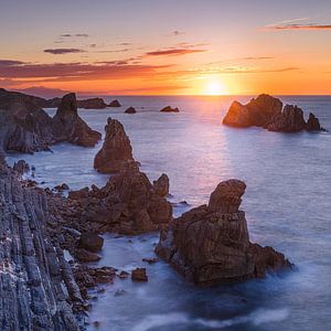Sonnenuntergang in Urros de Liencres, Kantabrien, Spanien