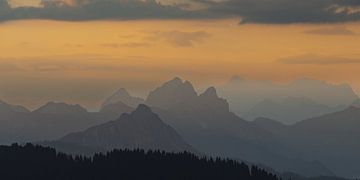 Zonsopgang, Tannheim Bergen van Walter G. Allgöwer