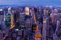 Midtown Manhattan zur blauen Stunde par Kurt Krause Aperçu
