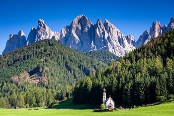 Die Kirche St. Johannes in den italienischen Dolomiten