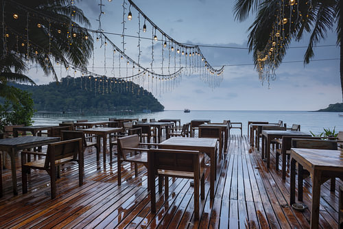 De stilte vóór zonsopgang aan de Golf van Thailand