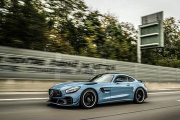 Mercedes-Benz AMG GTR Pro China Blue by Bas Fransen
