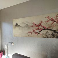 Photo de nos clients: Fleur de cerisier devant des sommets montagneux brumeux Panorama du Japandi par Digitale Schilderijen, sur toile