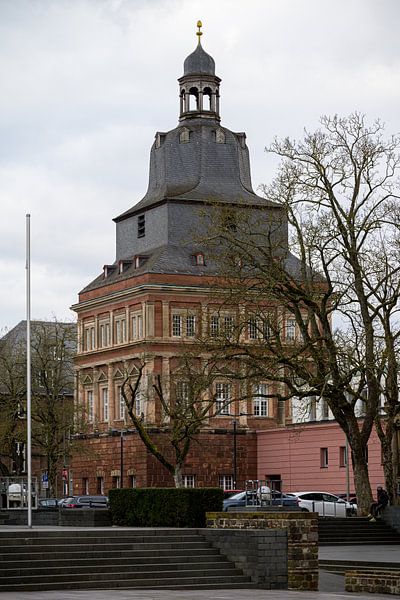 Rode Toren Trier van Luis Emilio Villegas Amador