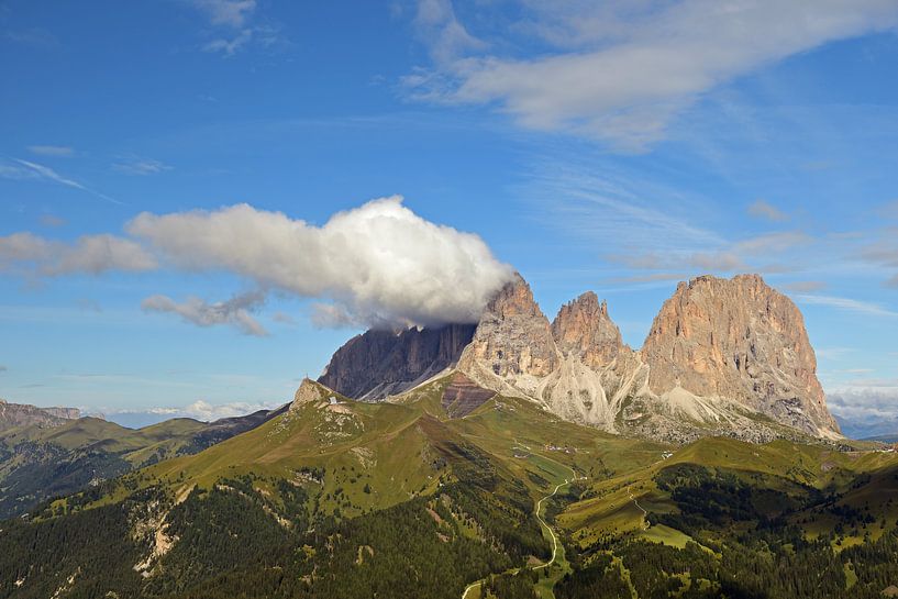 Massif montagneux dans les Dolomites par Renzo de Jonge