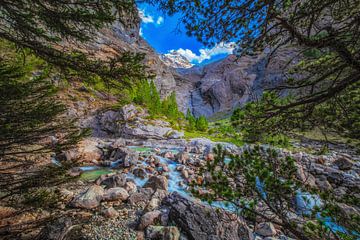 ALPENPARADIES von Simon Schuhmacher