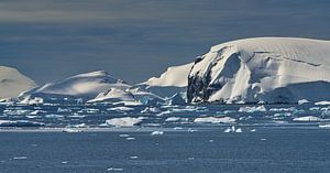 Drijfijs Antarctica van Kai Müller