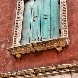 Windows in Verona by Heiko Kueverling