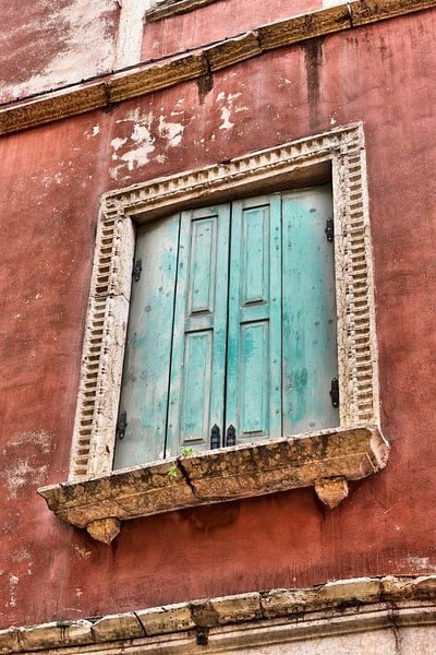 Windows in Verona by Heiko Kueverling