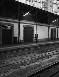 The Last Traveller – São Bento Station in Porto by Bob Slagter