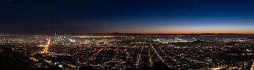 San Francisco skyline bij zonsopkomst