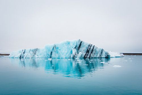 Iceberg en Islande, lac de glace Jökulsálón