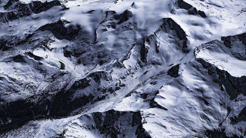 DARK ALPS | NØ 1-27 B par WILDLIGHT PHOTOGRAPHY
