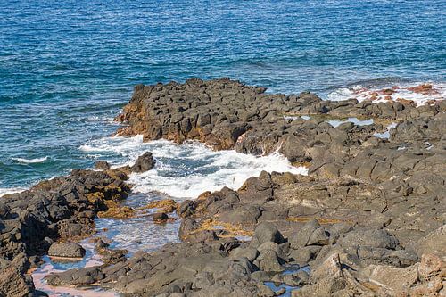 Lava rotsen aan de kust van Tenerife