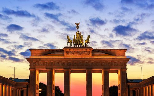 Brandenburger Tor Berlin bij zonsondergang