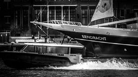 Rotterdam Water Taxi Eendracht by Daan Pleijsier