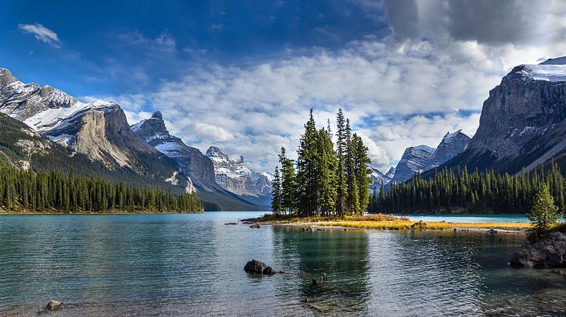 Spirit Island Maligne Lake, Canada by Adelheid Smitt