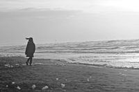 Meisje aan Zee