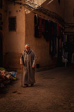 Wandelend door de tijd in Marrakech van Stille Vertelling