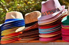 Strohoeden van Ingo Laue