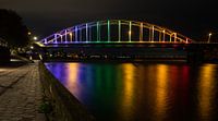 Pont arc-en-ciel à Deventer sur l'IJssel le jour du Comingout-Day