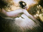 Zwemster in licht en water van Anouk Maria van Deursen thumbnail