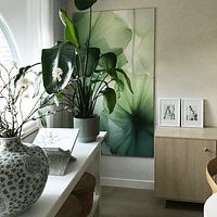 Klantfoto: Bloemendans Botanica van Preet Lambon, op canvas
