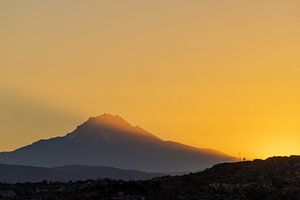 Le volcan Erciyes au lever du soleil