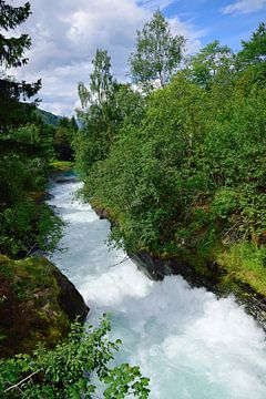 De Loelva rivier gaat verder van Frank's Awesome Travels