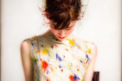 Portrait onirique aux coups de pinceau colorés