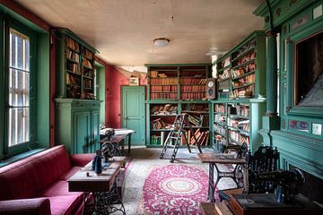 Abandoned Library in Decay.