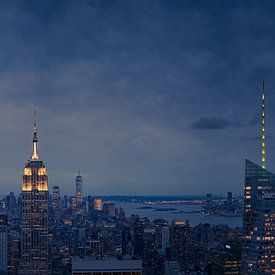 Empire State Building in New York City bij nacht van Robert Ruidl