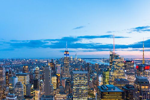 View on New York's Skyline (Manhattan) by Volt