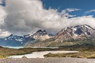 Meer in Torres del Paine van Trudy van der Werf thumbnail