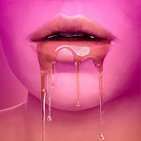 Honey lips by Stanislav Pokhodilo