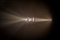 Lichtstraal door een lens