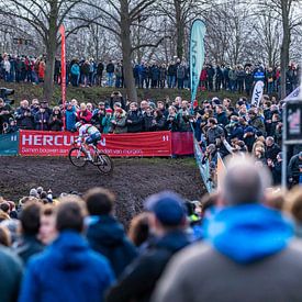 Vestingcross Hulst Mathieu van der Poel sur Herbert Huizer