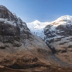 Three Sisters mountain range Glencoe Scotland van Sonny Vermeer