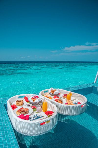 Maldives by Hello Pompoyo
