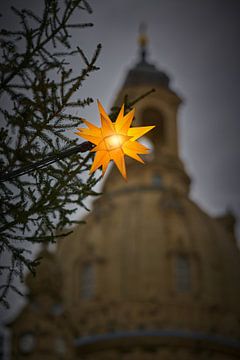 Christmas market in Dresden by Heiko Kueverling