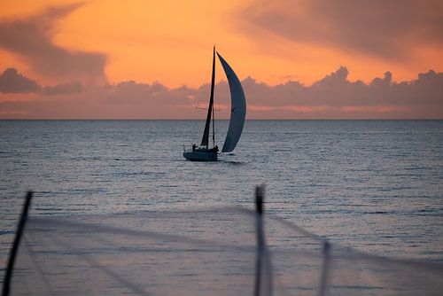 Oostzee – Na zonsondergang op het strand