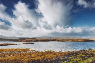 De prachtige, verlaten natuur van Schotland. Isle of Skye in Groot-Brittannië van Jakob Baranowski - Photography - Video - Photoshop