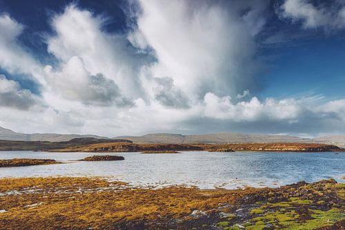 De prachtige, verlaten natuur van Schotland. Isle of Skye in Groot-Brittannië